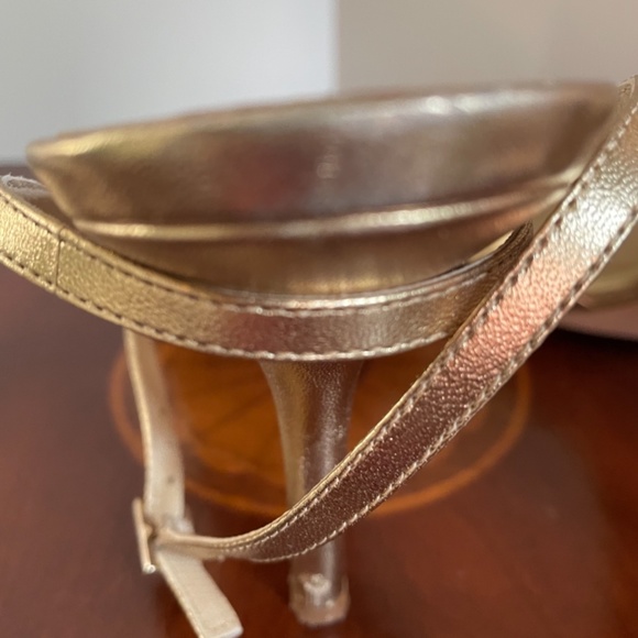 Kate Spade Gold Bow Strappy Sandal - Picture 14 of 15